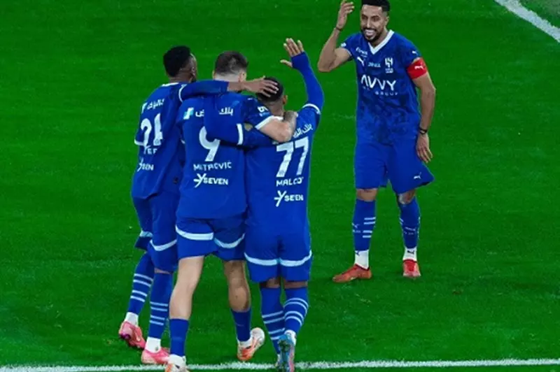 الهلال السعودي يحدد موعد رحلته إلى أمريكا ويمنح المدرب الجديد حرية اختيار القائمة